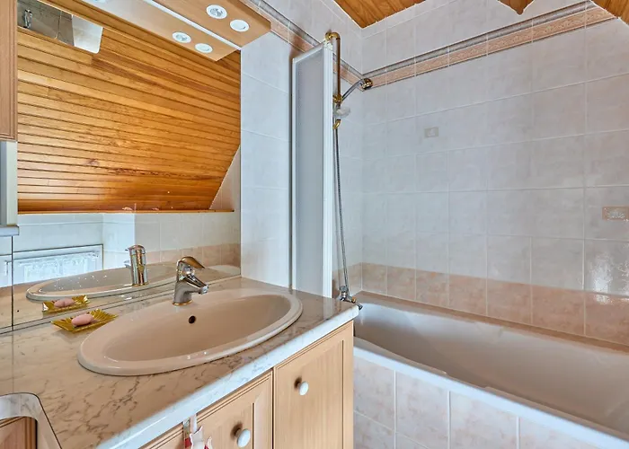 La Maison De Lallier - A 35 Min De Cherbourg Holiday home *